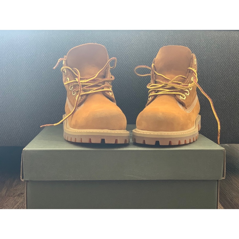 Kids timbaland boots!!